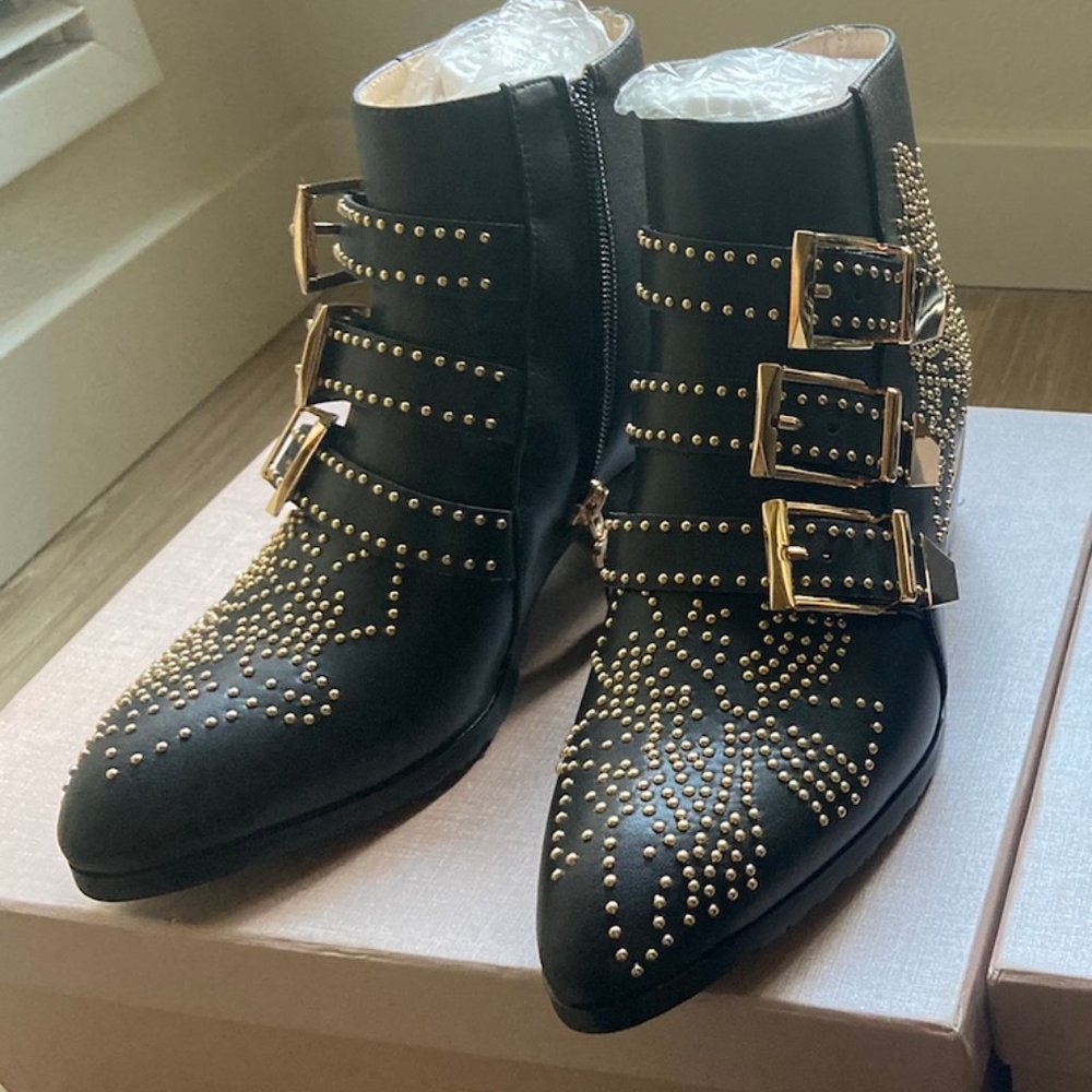 Chloé Susanna Studded Ankle Boot 5 US